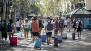 Turistas, maletas, Ramblas… Barcelona 