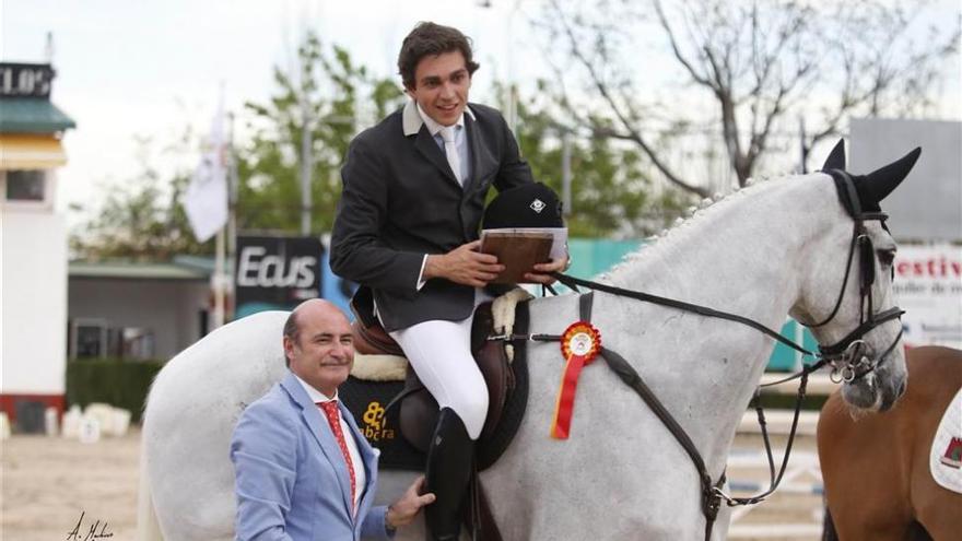 El sevillano Fernando Bauza gana el Gran Premio Ciudad de Córdoba