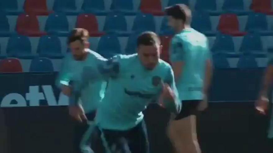 Roger vuelve a los entrenamientos del Levante UD tras superar el coronavirus