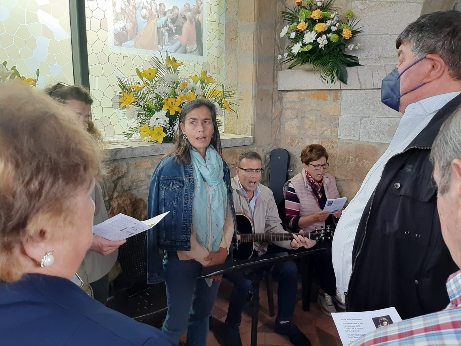 Meres (Siero) celebra a la Virgen de la Cabeza