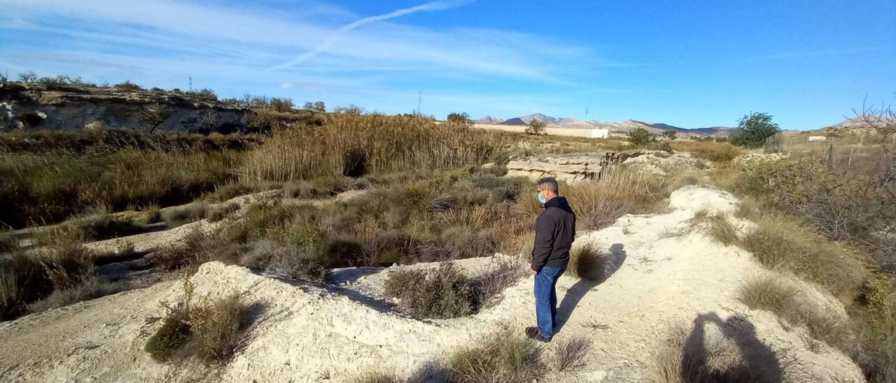 Los restos de la balsa romana, que fueron enterrados por el MARQ para protegerlos, en una imagen del pasado diciembre. | J.A.RICO