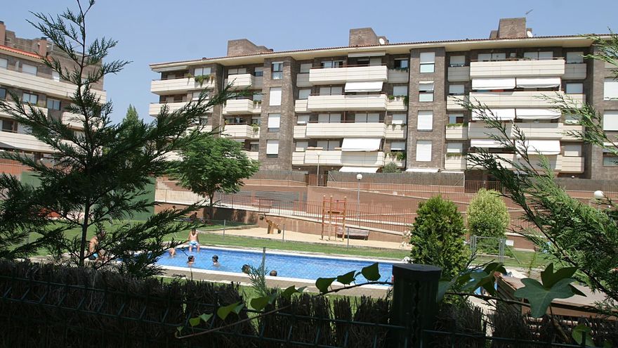 Pisos con piscina en Sabadell (Vallès Occidental, Barcelona).