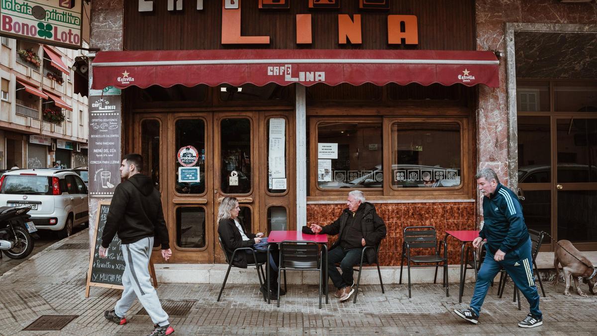 Das Café Lina ist eine typische Arbeiterbar in Palma.