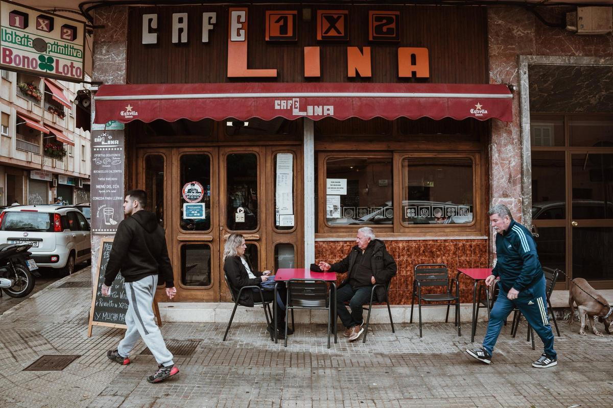 Das Café Lina ist eine typische Arbeiterbar in Palma.