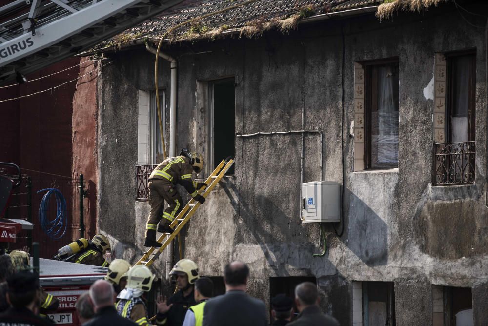 Cuatro fallecidos en un incendio en Bilbao