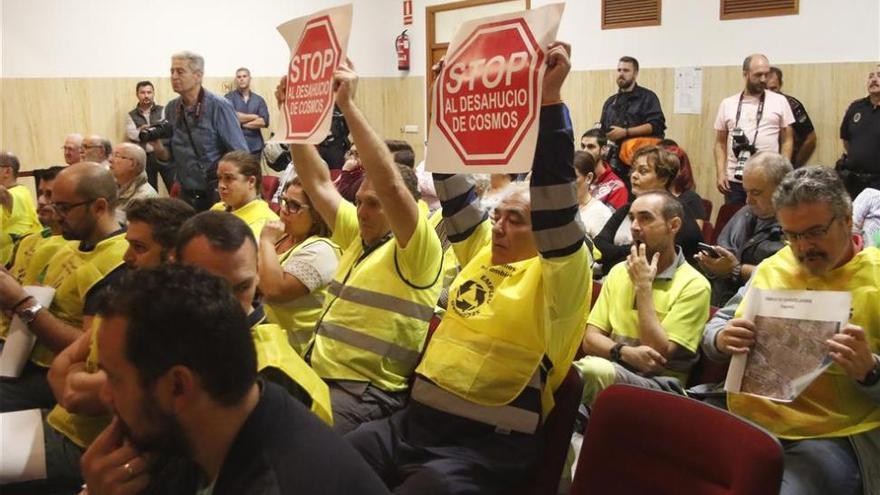 Los trabajadores manifiestan que están «cansados» y ven «presiones» tras este paso