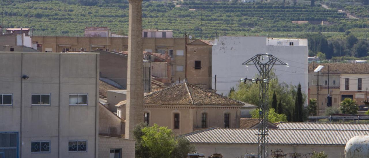 El dueño del Molí Vell de Canals advierte del derribo si no lo vende