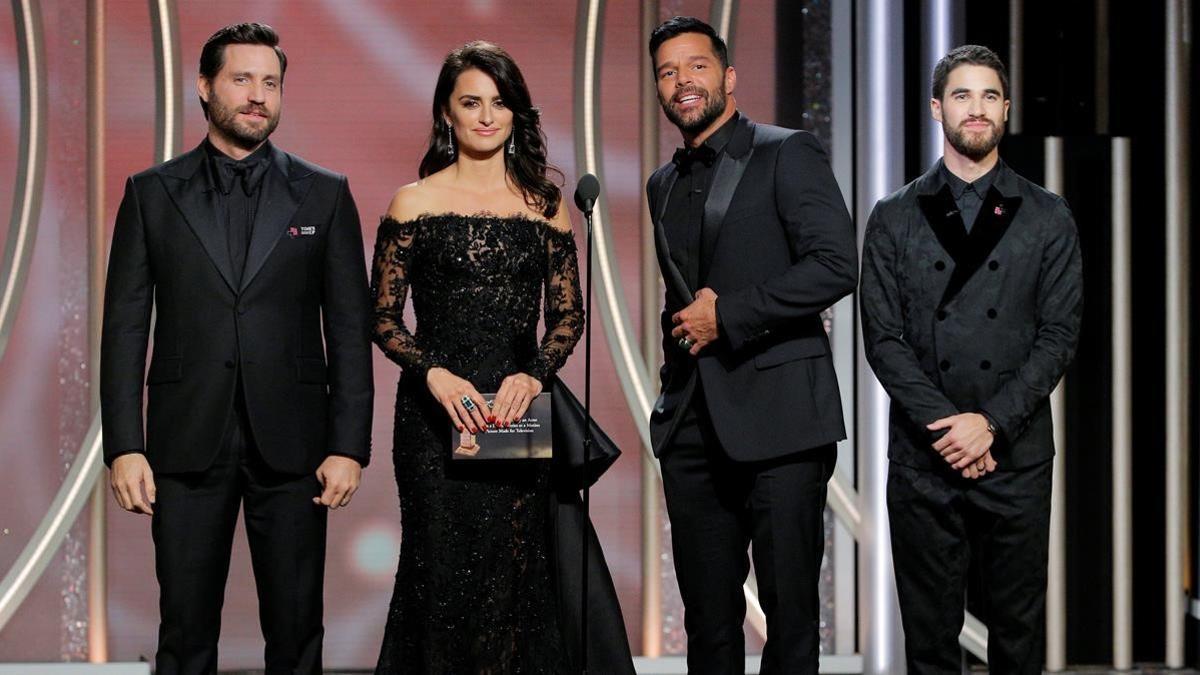 En la imagen Edgar Ramírez, Penélope Cruz, Ricky Martin y Darren Criss.