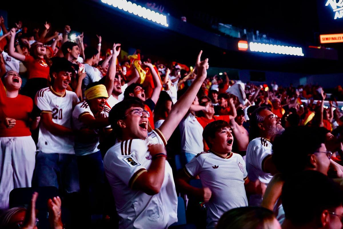 Así se ha vivido el Francia - España desde el Roig Arena