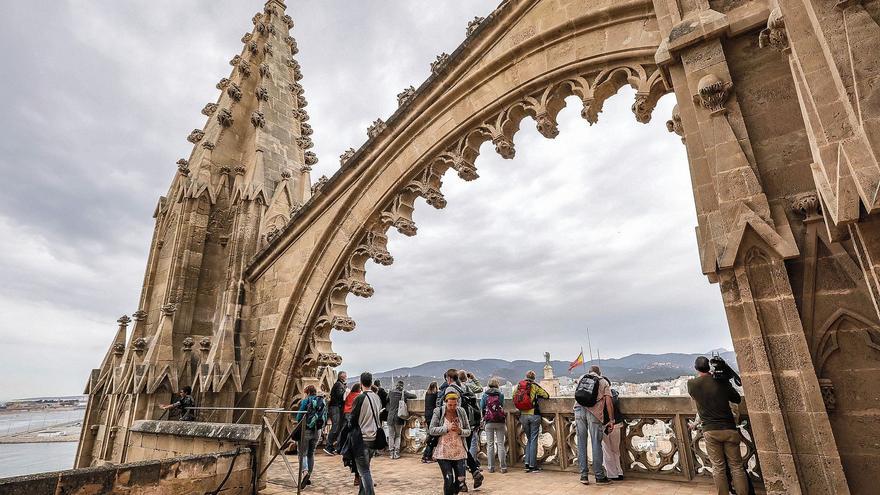 Die Dachterrasse der Kathedrale von Palma de Mallorca kann ab Montag wieder besucht werden