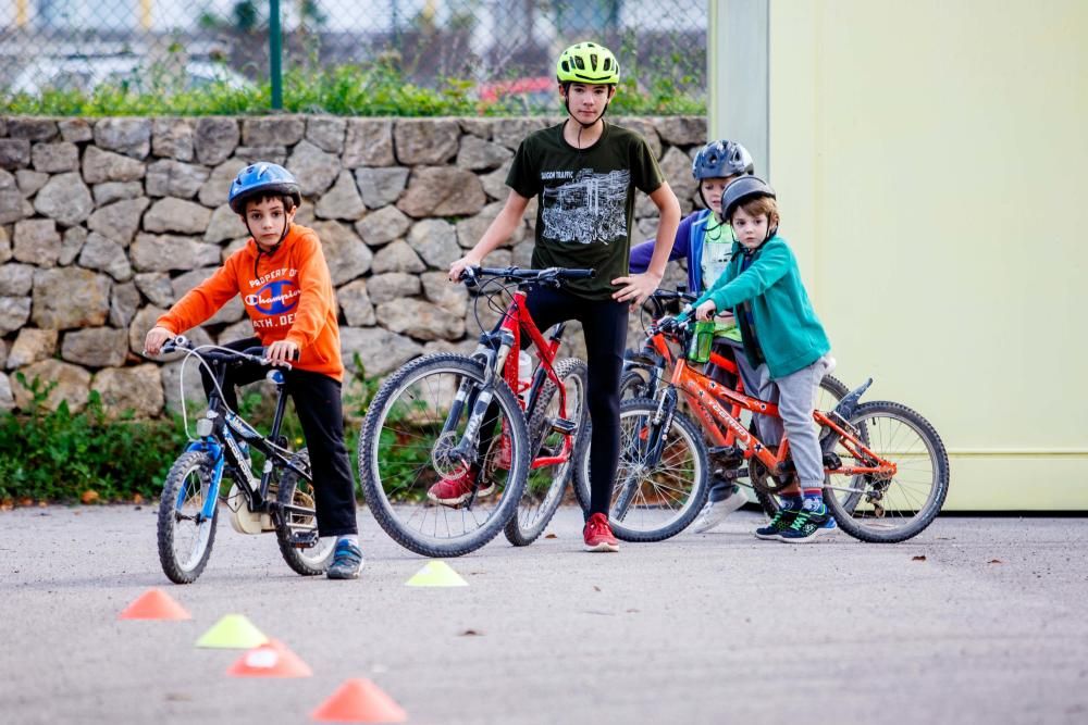 Por segundo año la escuela de iniciación al triatlón abre sus puertas a una ilusionante temporada de formación