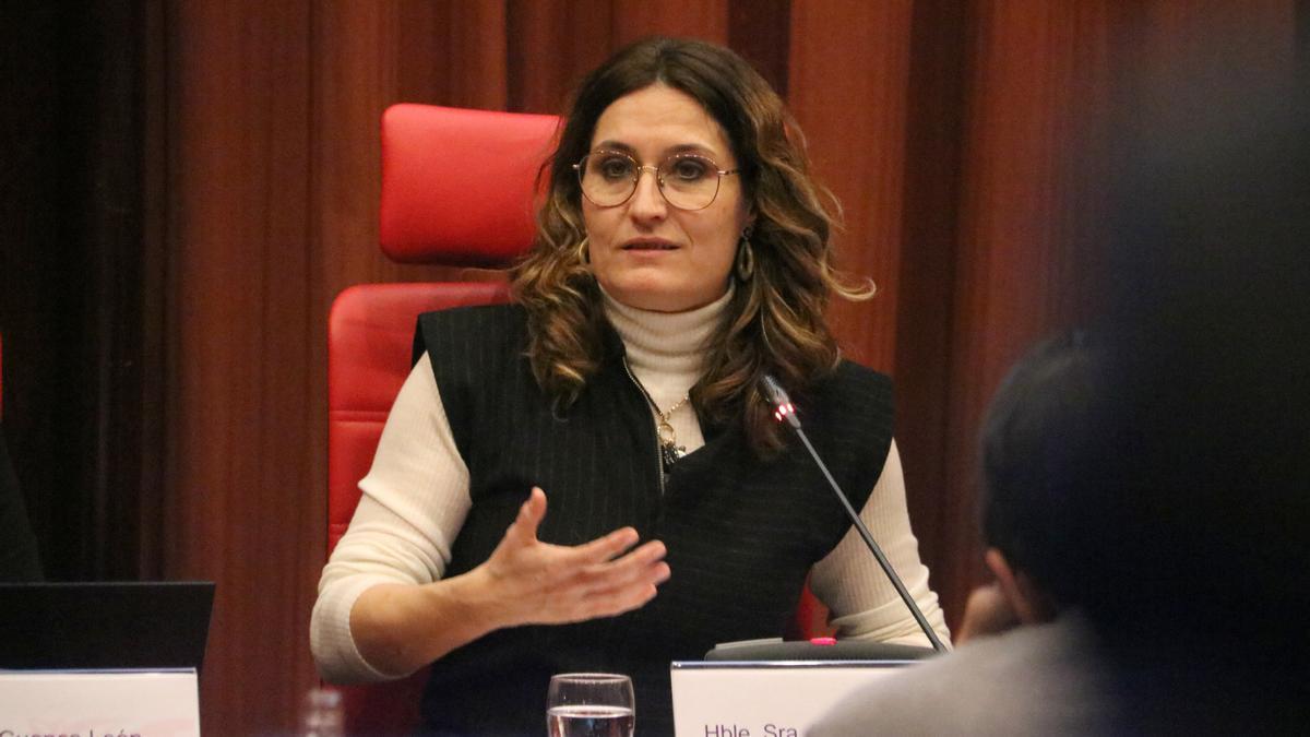 La 'consellera' de Presidència, Laura Vilagrà, en su comparecencia en el Parlament para explicar los presupuestos de 2023