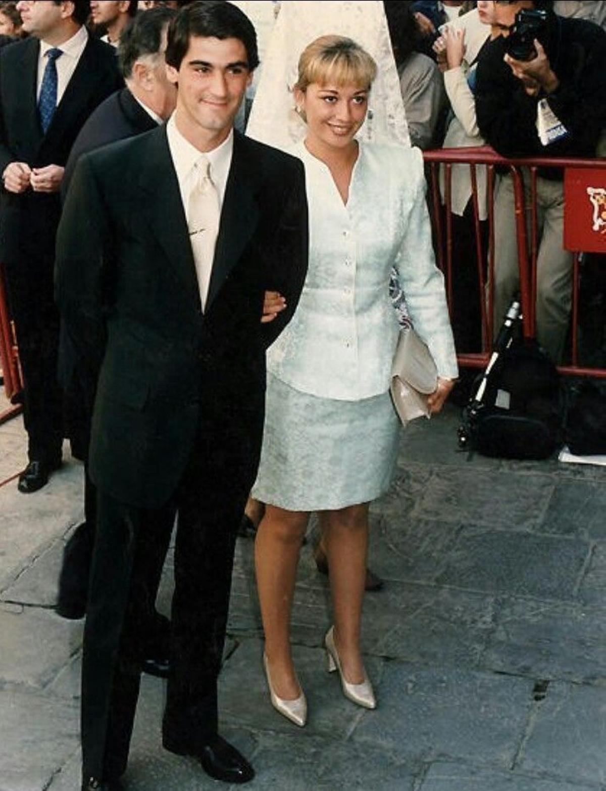 Jesulín de Ubrique y Belén Esteban en su boda.