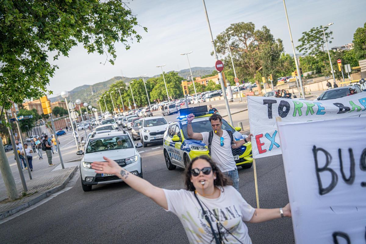 Vecinos de Torre Baró retoman la lucha de El 47 y exigen acabar con los retrasos del bus a demanda