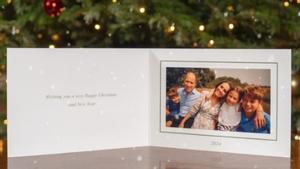 El príncipe y la princesa de Gales comparten su emotiva postal de Navidad 2024.