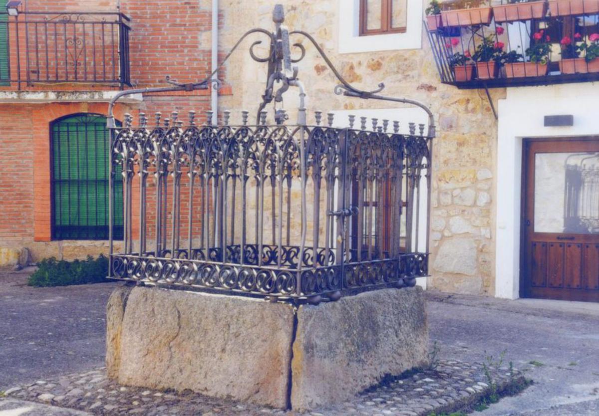 San Marcial, tendido mansamente en el valle recorrido por la rivera de Campeán