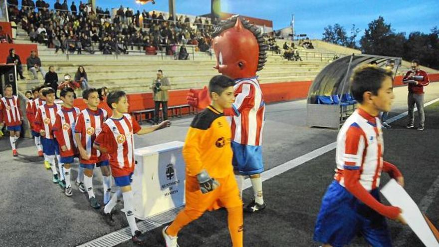 El Nou Estadi es vesteix de galaamb la presentació dels equips del Manresa