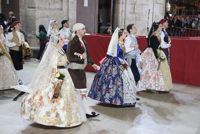 Todas las fotos de la ofrenda del 18 de marzo por la calle San Vicente hasta la 23:30 horas