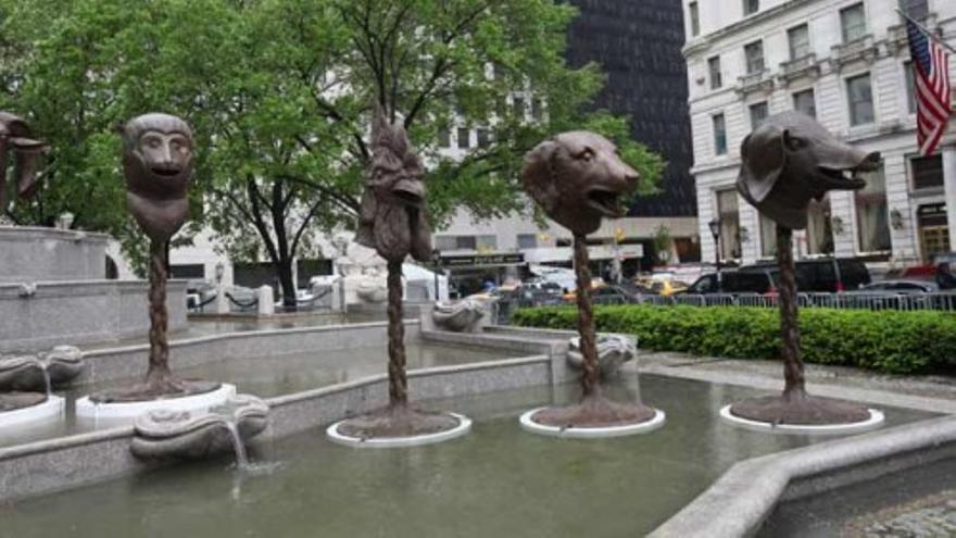 Nueva York saca a la calle obras del artista disidente chino Ai Weiwei