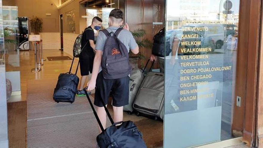 Galicia controlará a los viajeros procedentes de autonomías con focos de coronavirus