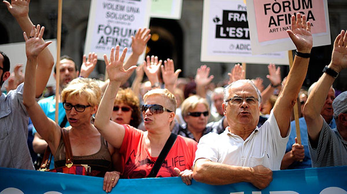 Marea ciutadana per denunciar els abusos del sector financer