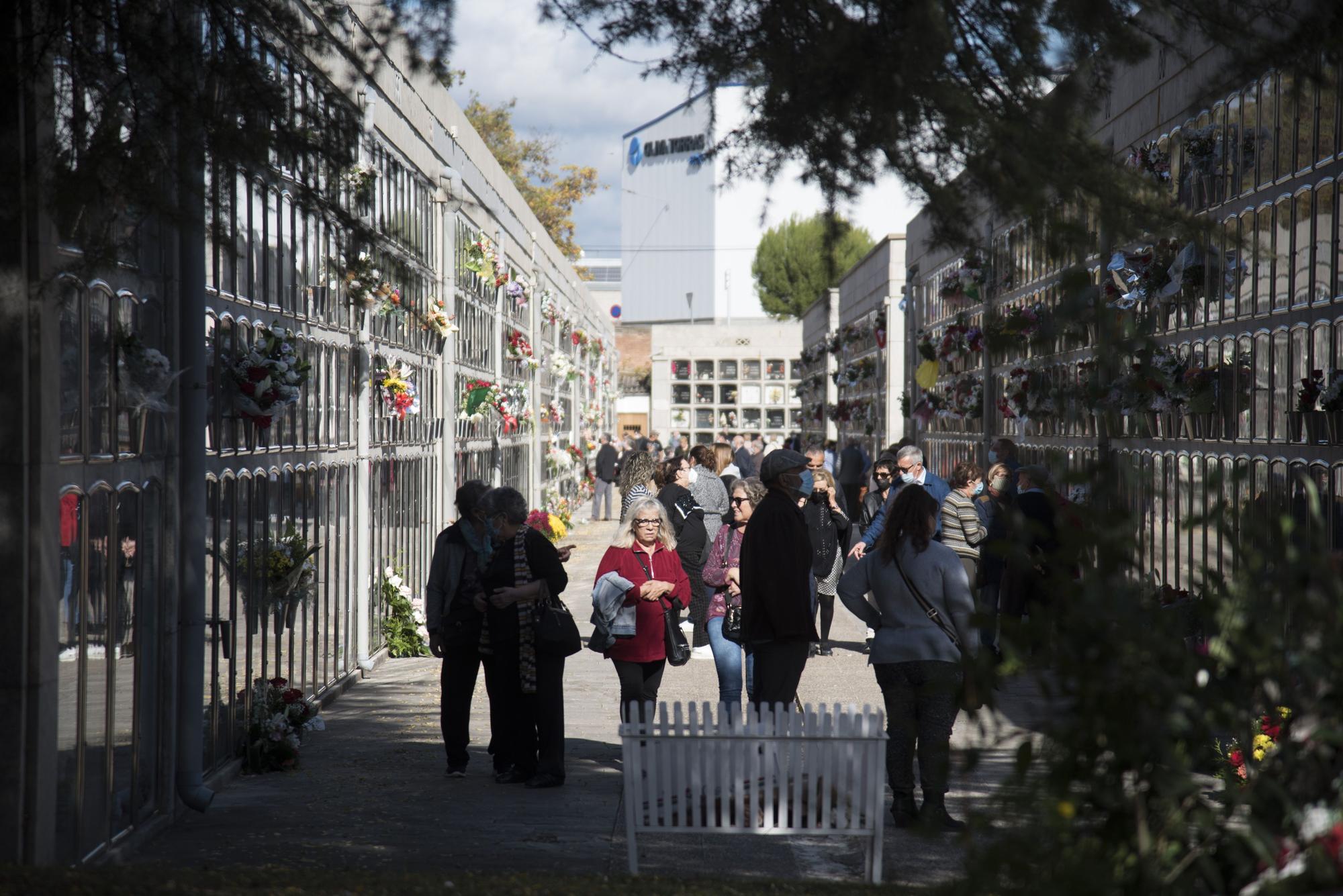 Tots Sants 2021 al cementiri de Manresa