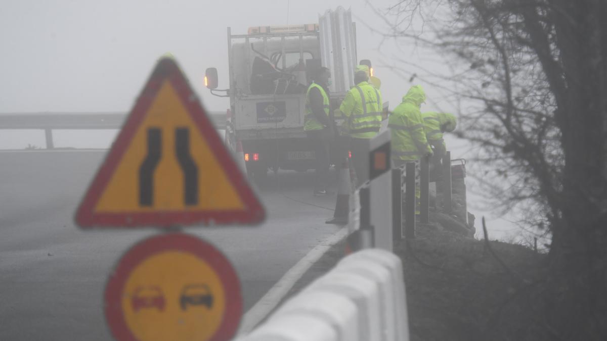 Rescate de los cuerpos de los fallecidos en el accidente de tráfico de Gran Canaria