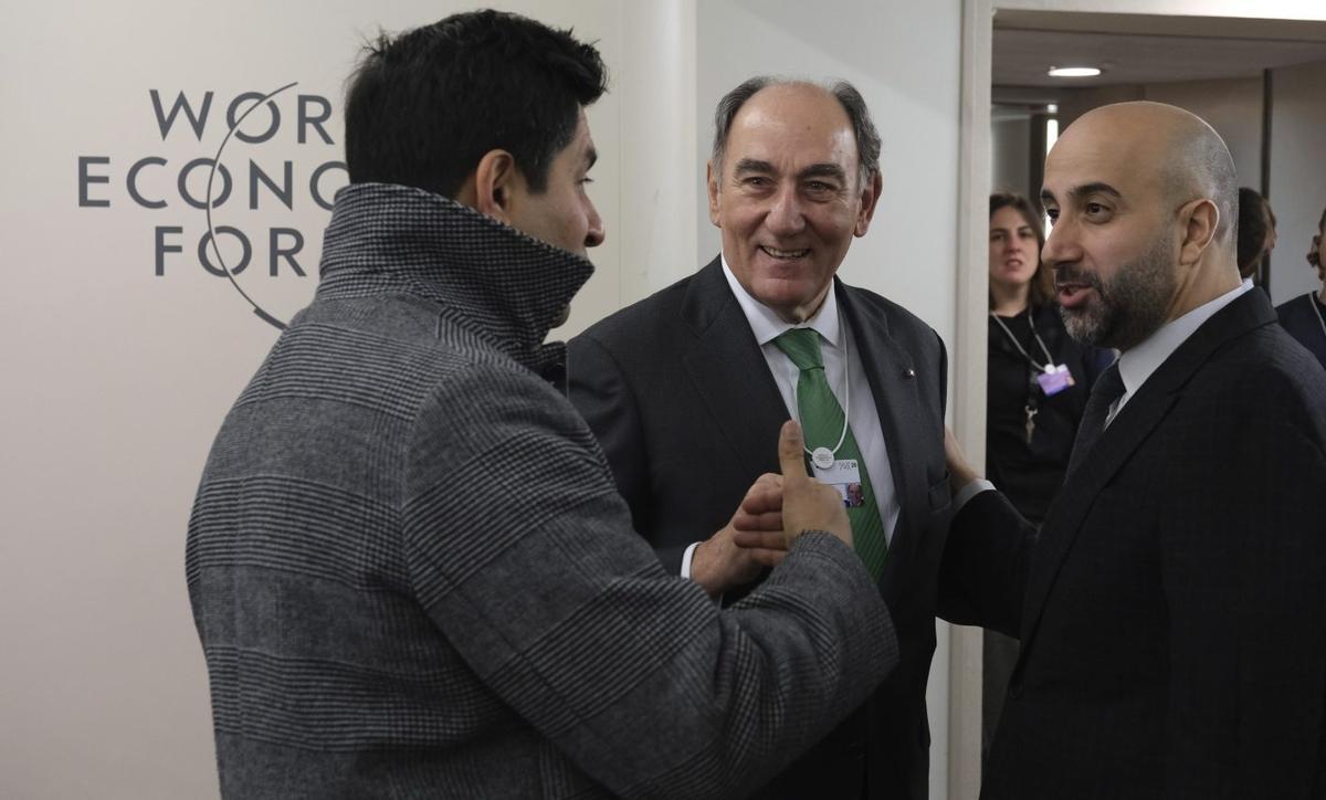 Ignacio Galán, presidente de Iberdrola, en el centro de la fotografía.    | CEDIDA