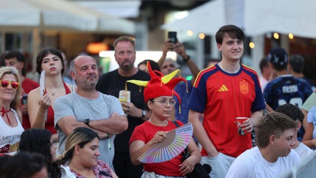 Sant Antoni disfruta de la semifinal del Mundial