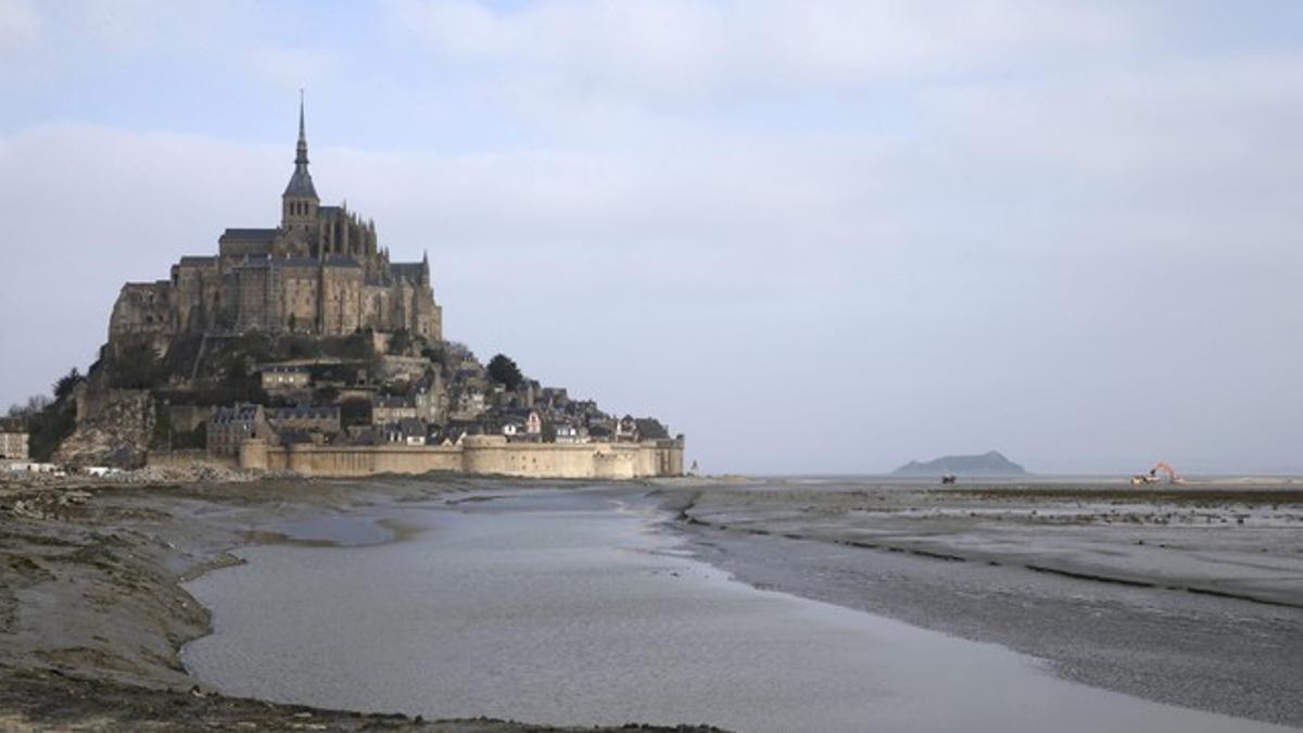 Vista del Mont Saint-Michel, en Normandía, una zona de importantes mareas.