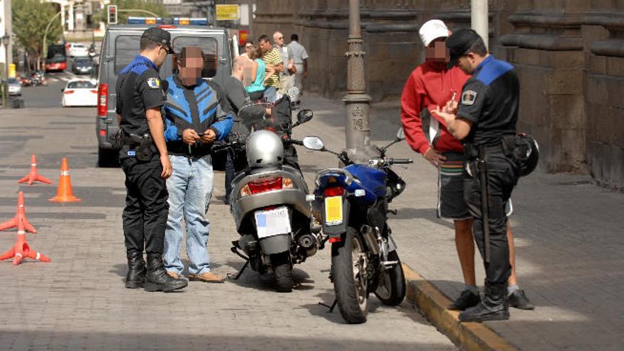 Un 36% de los jóvenes admite que ha conducido ebrio y un 10% drogado