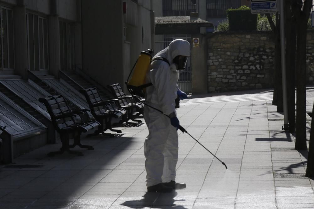 Labores de desinfección en el Santa Teresa