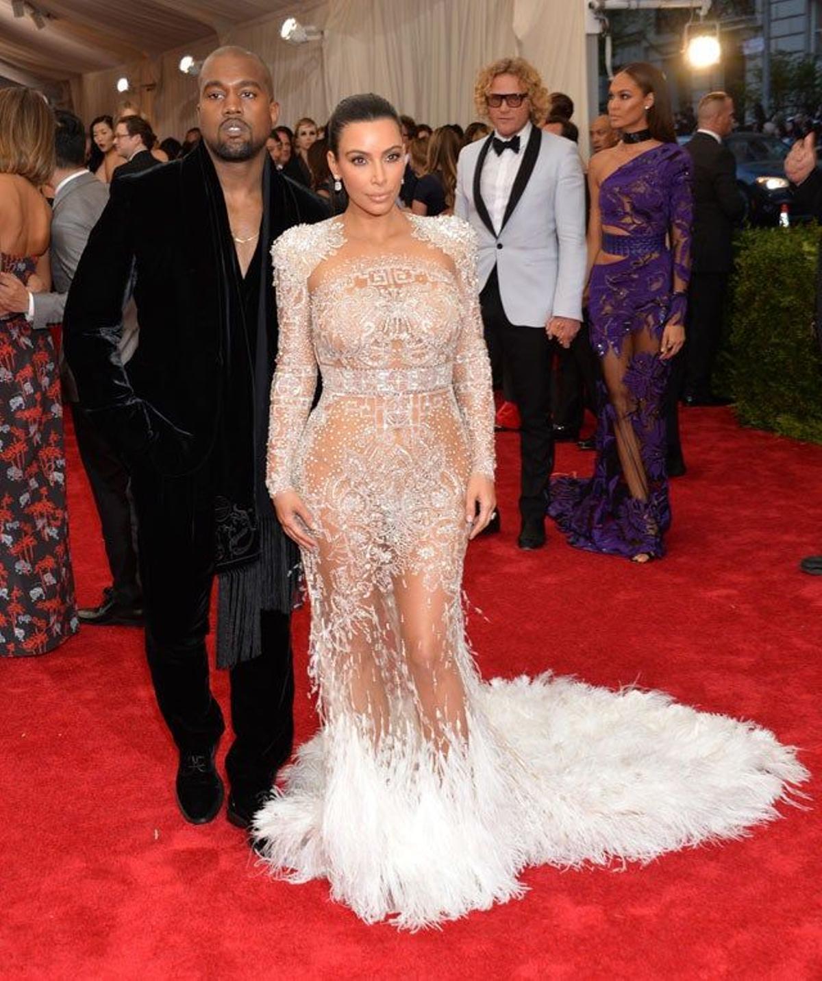 Kanye West y Kim Kardashian en la gala MET 2015