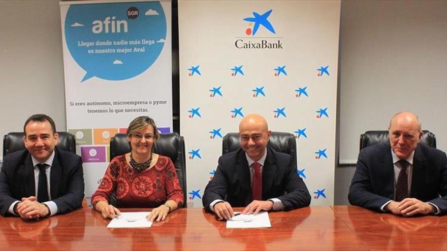 CaixaBank y Afín SGR firman un acuerdo para financiar a las pymes y autónomos