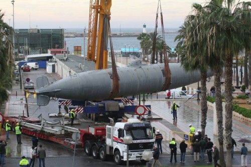 Traslado del sumarino Isaac Peral al museo naval en Cartagena