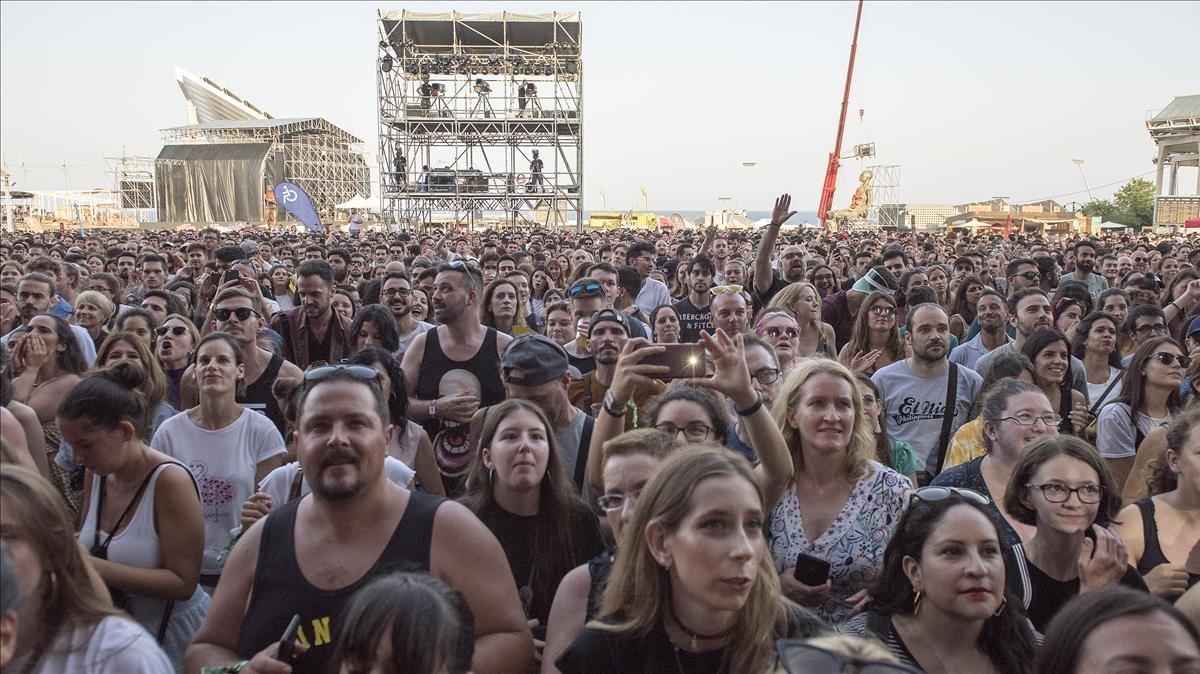 zentauroepp48954296 ambiente y publico en el festival cruilla 2019 en el parc de200514222120 zentauroepp48954296 ambiente y publico en el festival cruilla 2019 en el parc de200514222120
