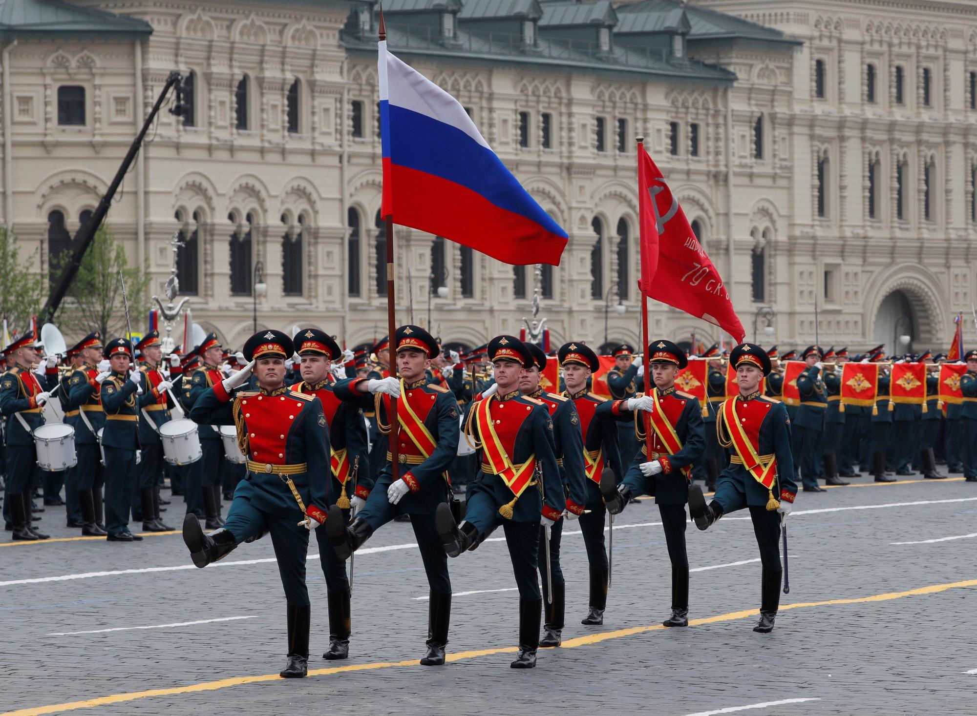 Desfile militar ruso en el aniversario de la IIGM