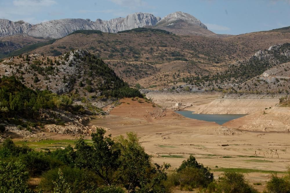 Embalse de Barrios de Luna