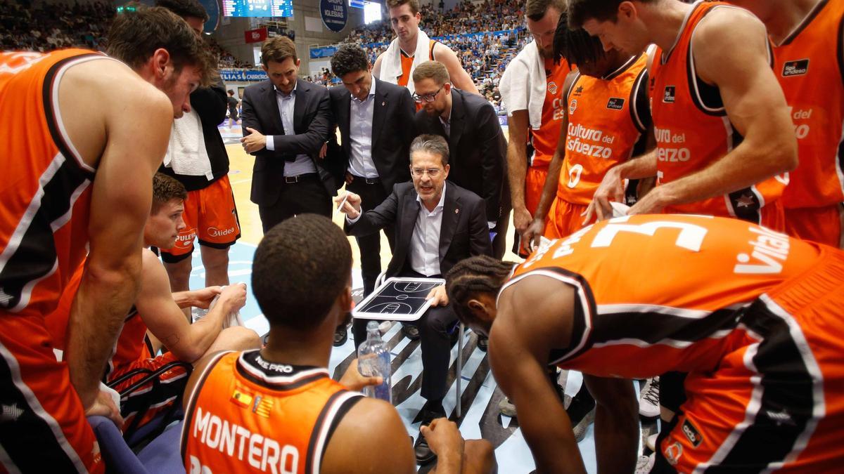 El Unicaja visita al Valencia Basket, con el tercer puesto de la Liga en juego.