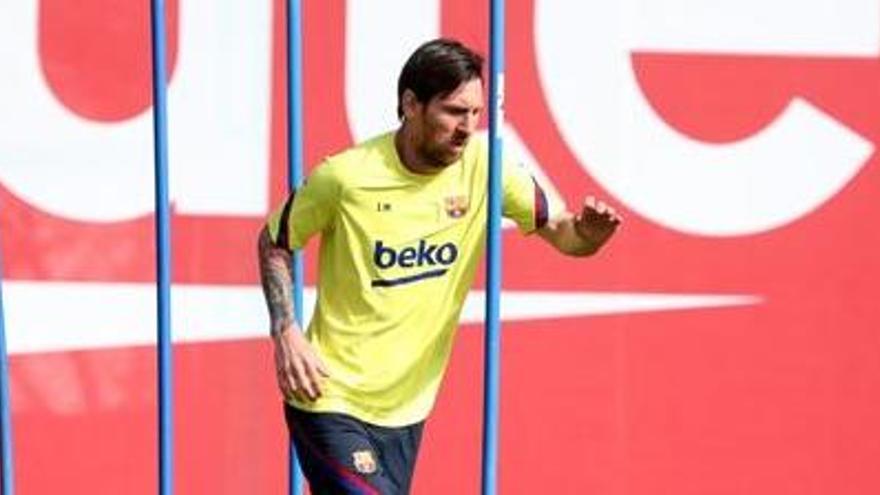 Leo Messi en l&#039;entrenament d&#039;ahir a la Ciutat Esportiva Joan Gamper