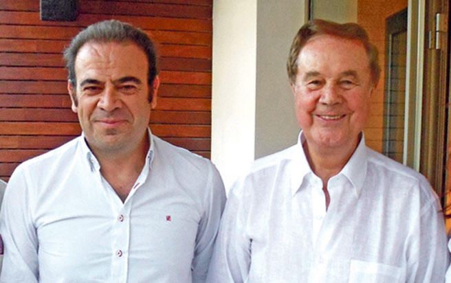 Gabriel Escarrer Jaume con su padre, Gabriel Escarrer Juliá.