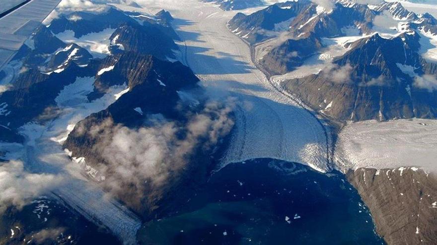 El hielo de Groenlandia se funde a una velocidad inusitada en 12.000 años