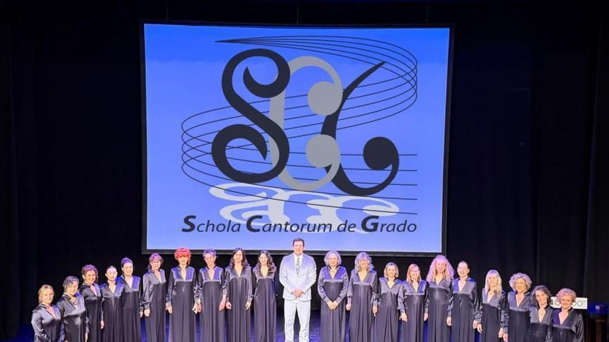 Las integrantes de la Schola Cantorum de Grado reciben con mucha ilusión el encargo del pregón de las fiestas: "Es un honor inmenso"