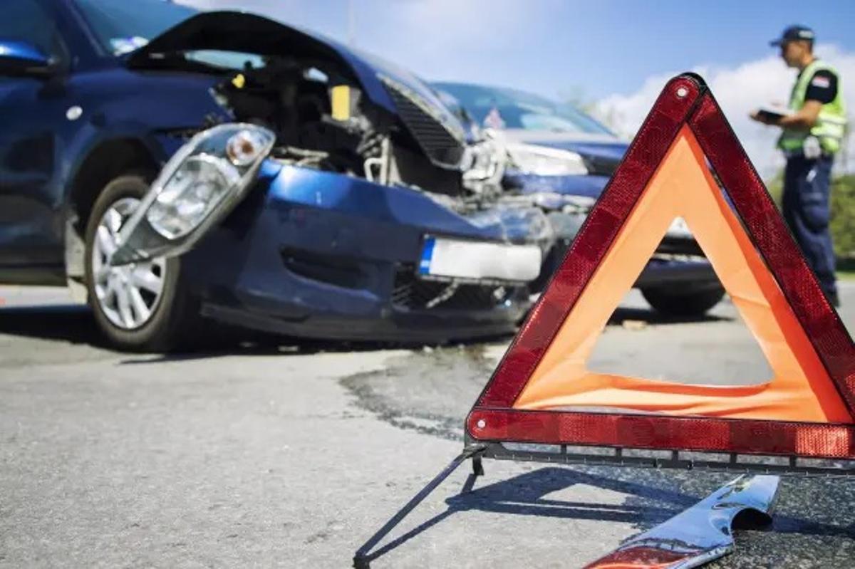 Los triángulos de emergencia ya no son obligatorios en el coche