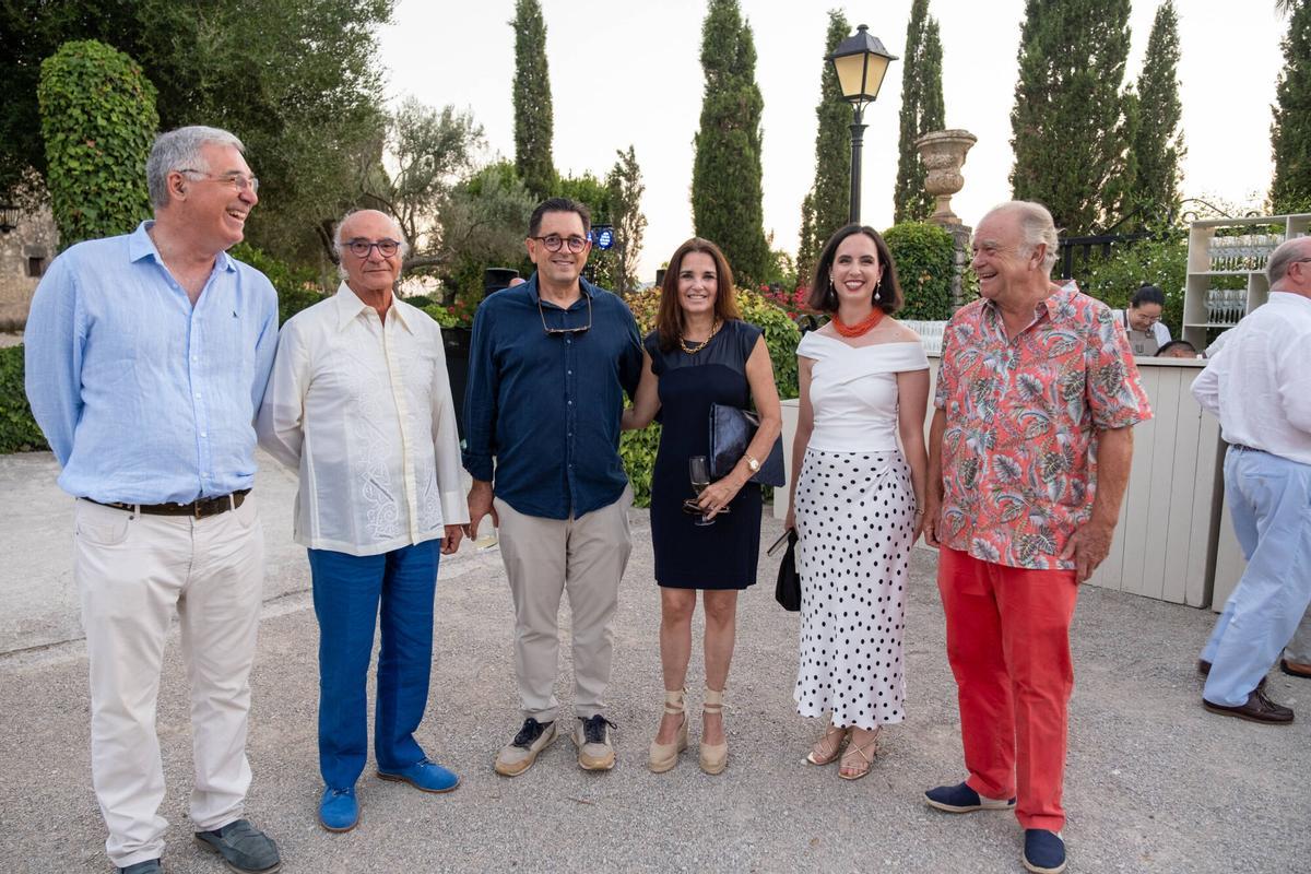 La celebración del tradicional cóctel solidario de la Orden de Malta, en imágenes