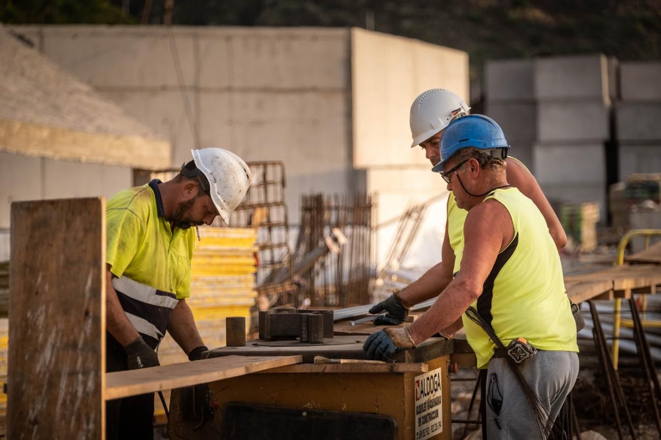 Visita del presidente del Gobierno a las obras del litoral de Valleseco