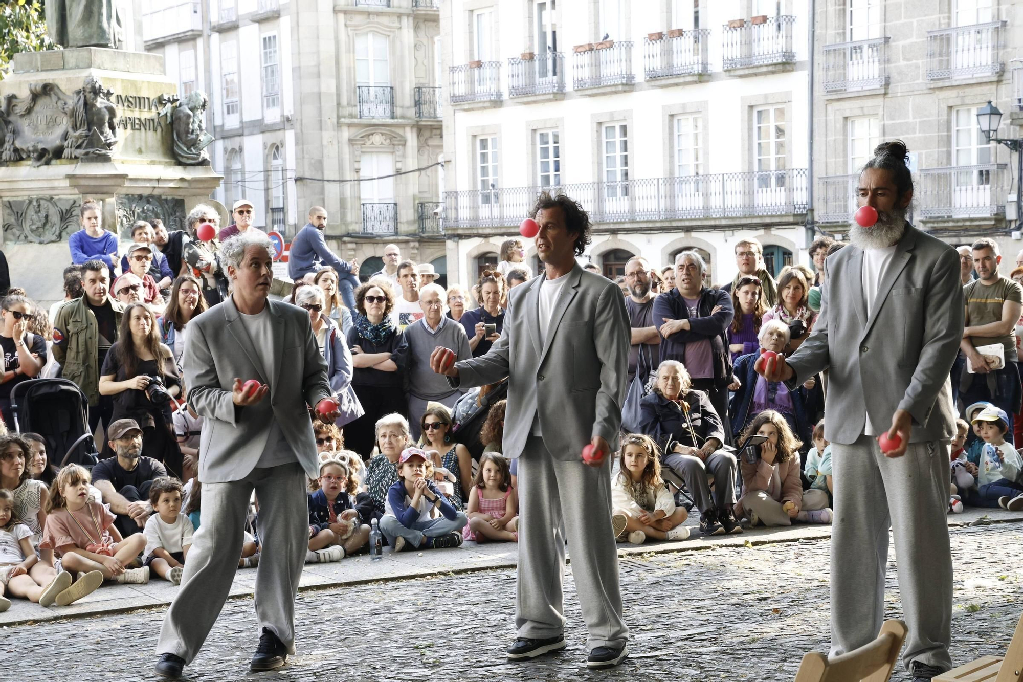 A Ascensión despídese con ciclismo, circo e moita música