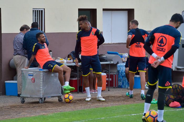 Entrenamiento de la UD en el campo de Las Burras