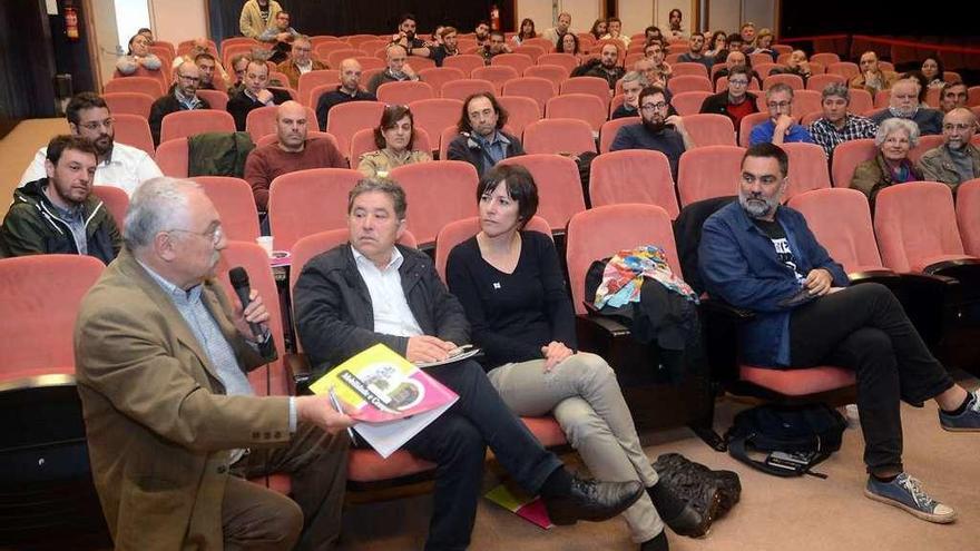 César Mosquera, Fernández Lores, Ana Pontón y Demetrio Gómez, en las jornadas de ayer. // R. Vázquez