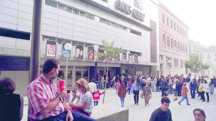 El paradís del cinema flaqueja